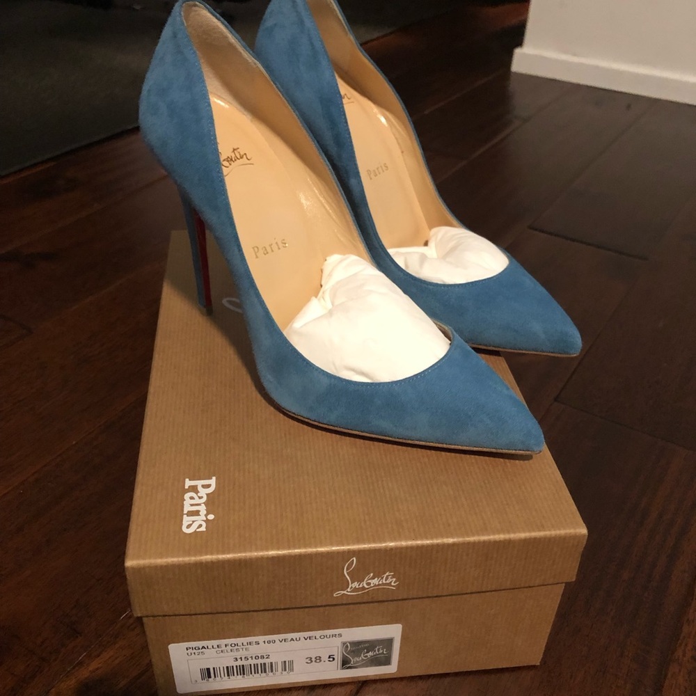 Blue suede shoes!!